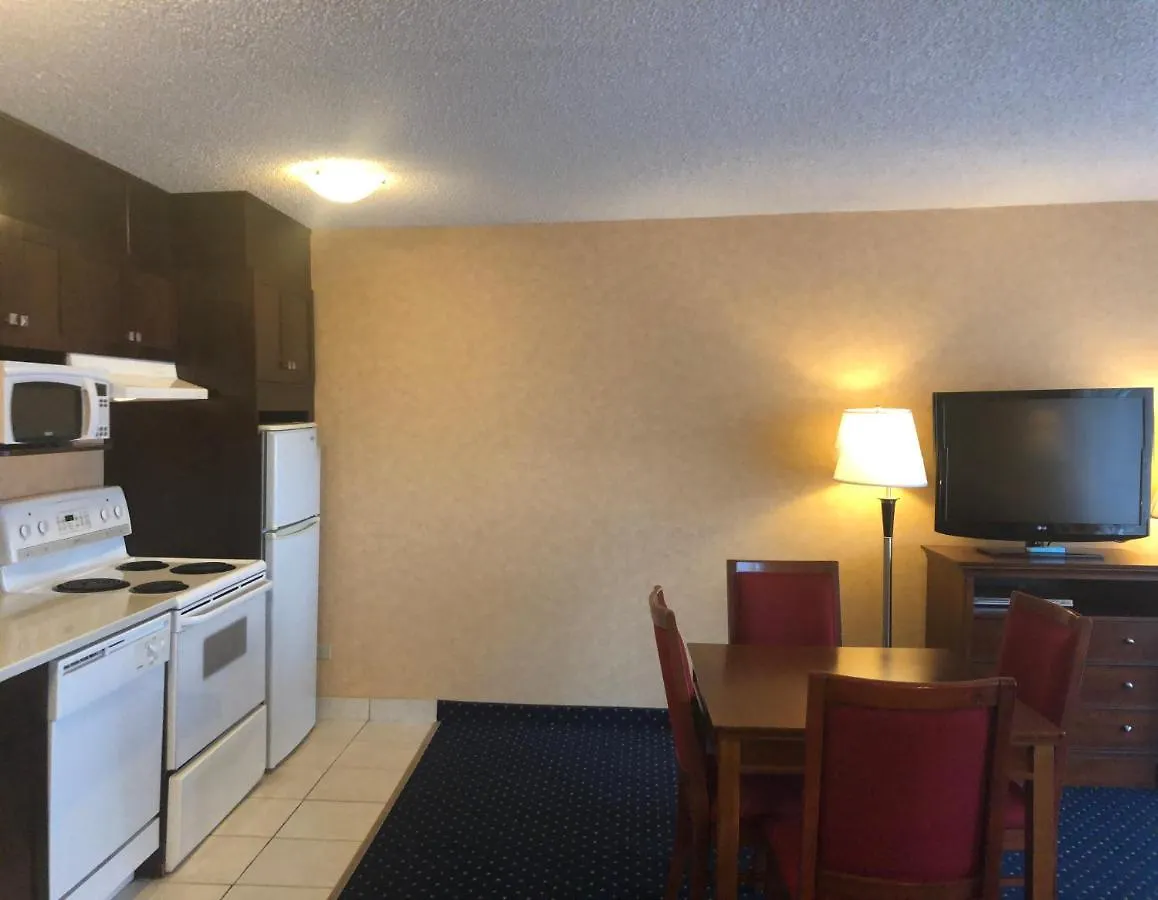 Best Western Plus Suites Downtown Calgary 3*,