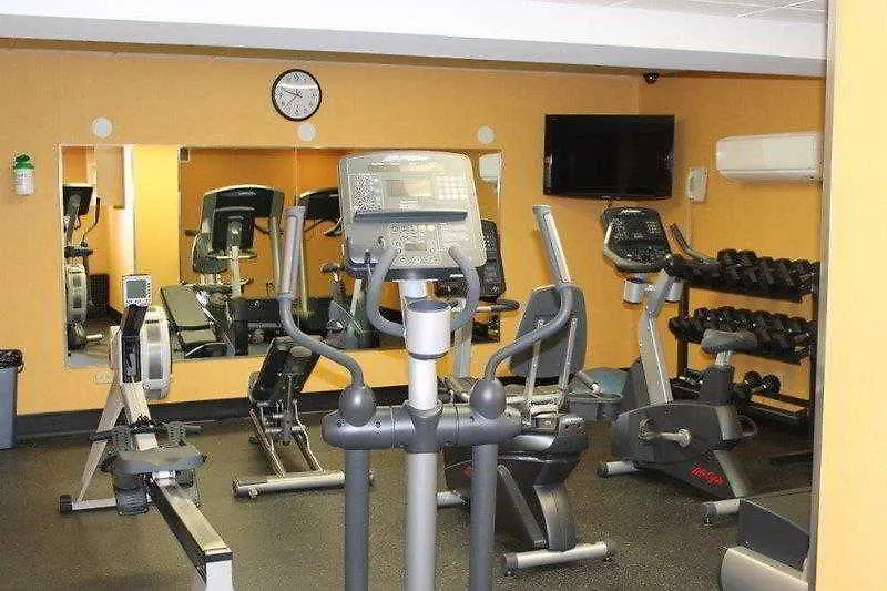 Best Western Plus Suites Downtown Calgary Hotel